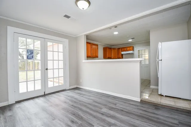 $1,650 | 1606 Harris Avenue, Pasadena, TX 77506