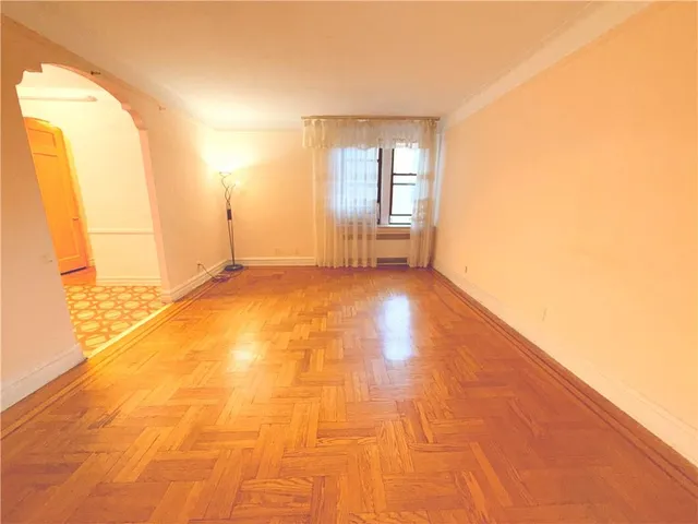 $315,000 | 1150 Brighton Beach Avenue, Unit 5M | Brighton Beach