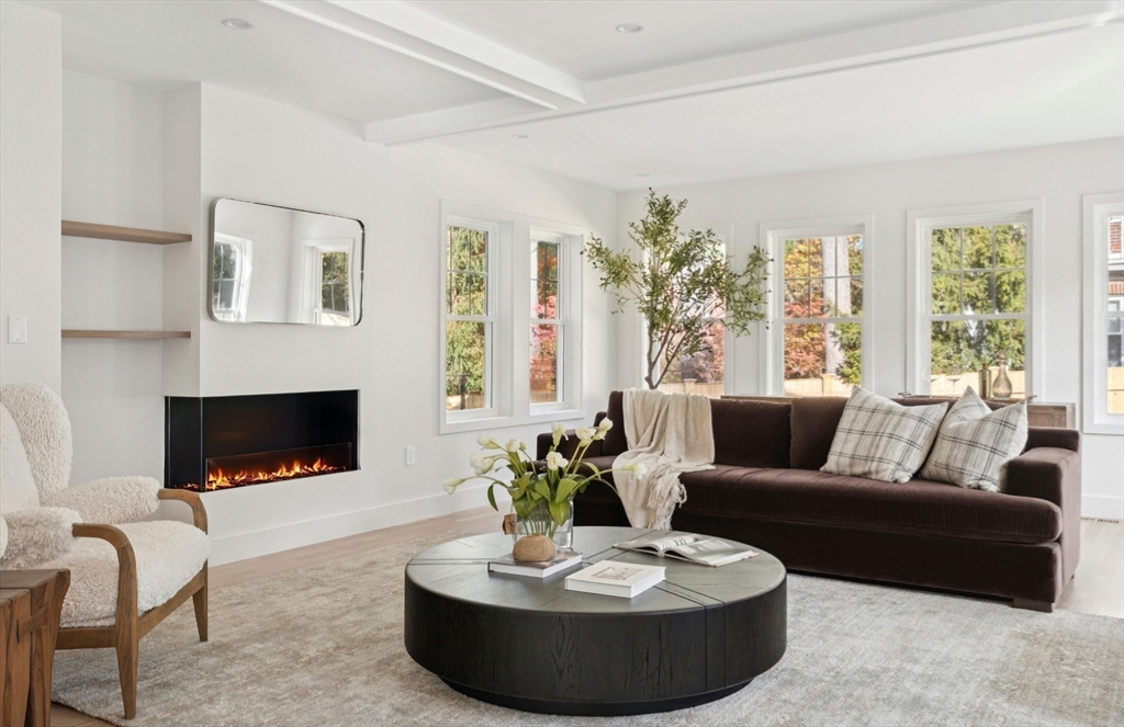 873 Chestnut Street Newton, MA 02468 - Photo 13 of 34