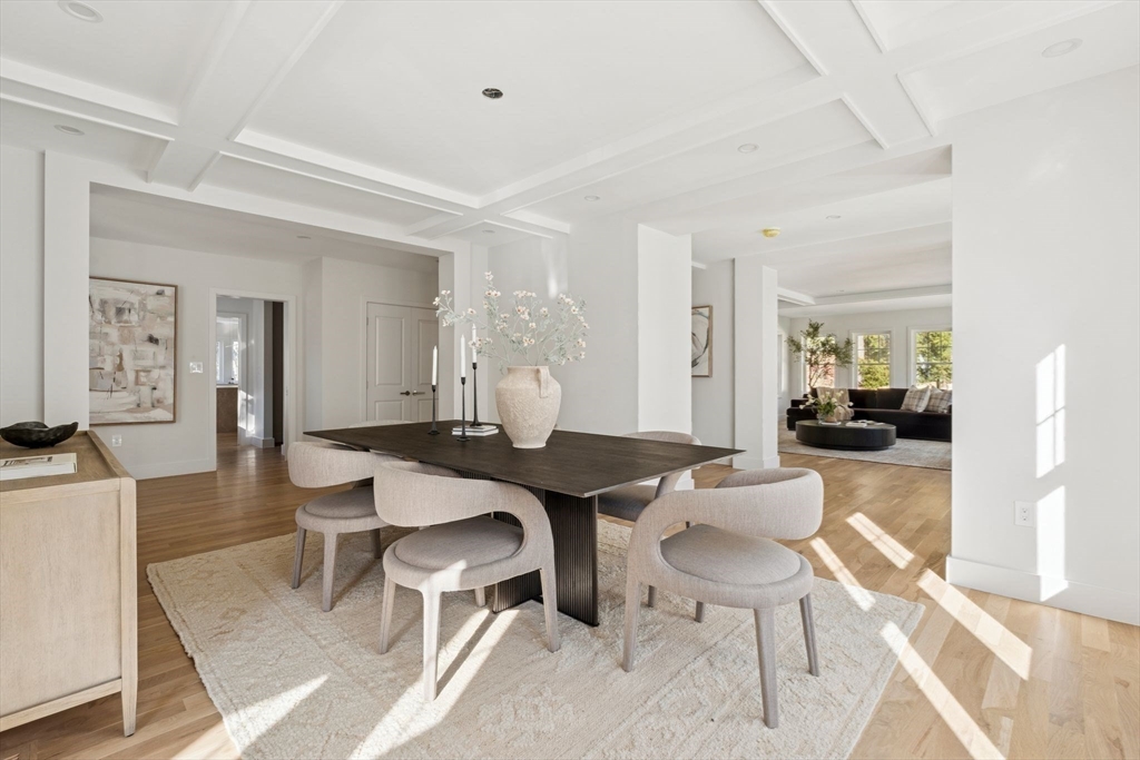 873 Chestnut Street Newton, MA 02468 - Photo 16 of 34