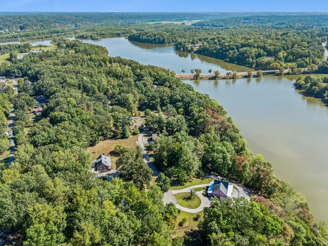 $625,000 | 165 Trin Hill Drive, Dover, TN 37058