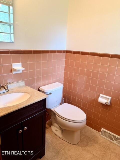 7236 Oakmeade Road Powell, TN 37849 - Photo 25 of 37 image9