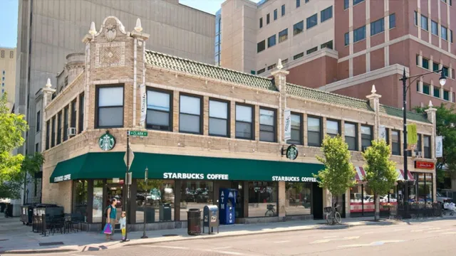 $1,175 | 2525 North Clark Street, Unit E, Chicago, IL 60614