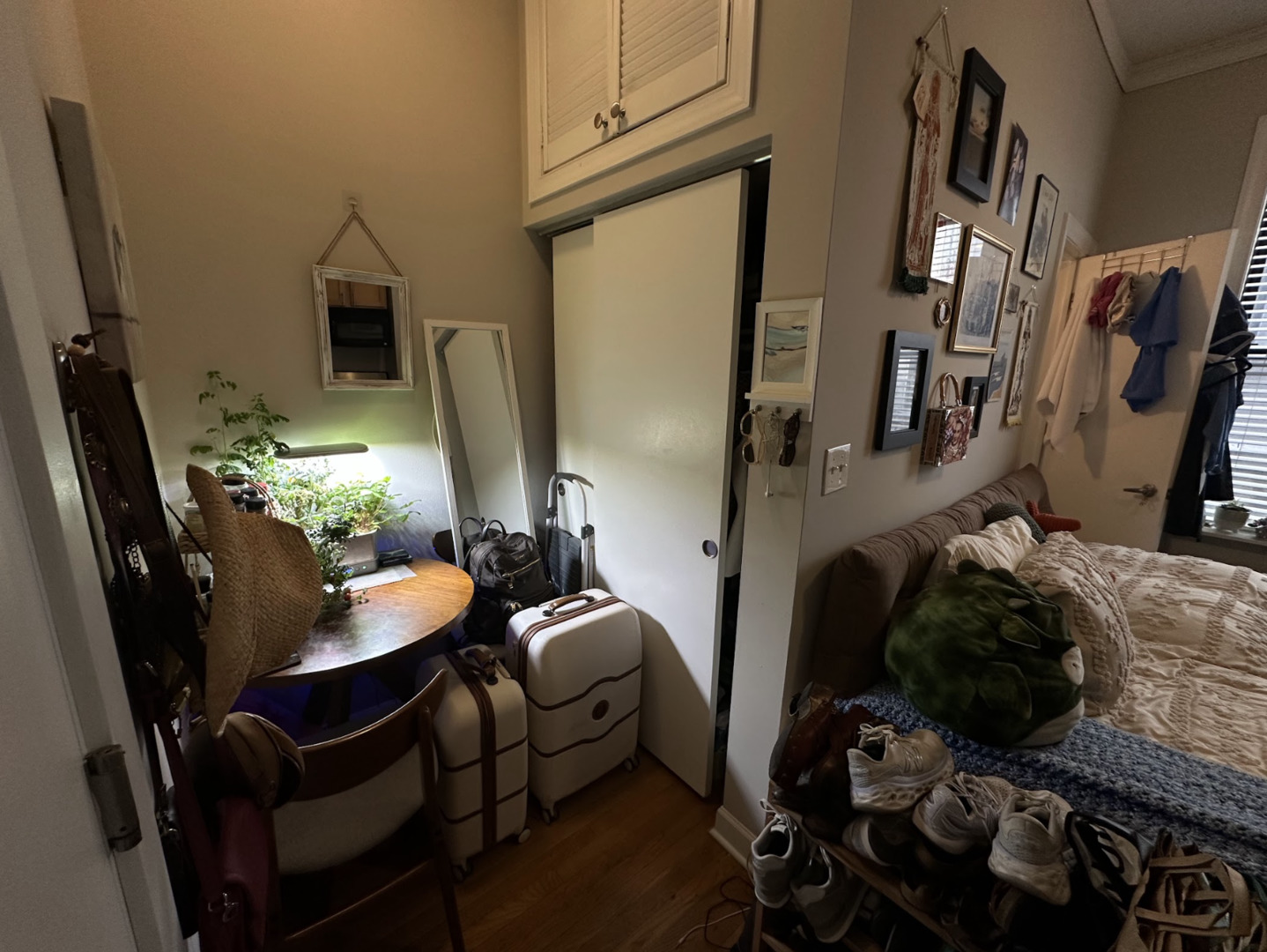 2525 North Clark Street, Unit E Chicago, IL 60614 - Photo 5 of 9