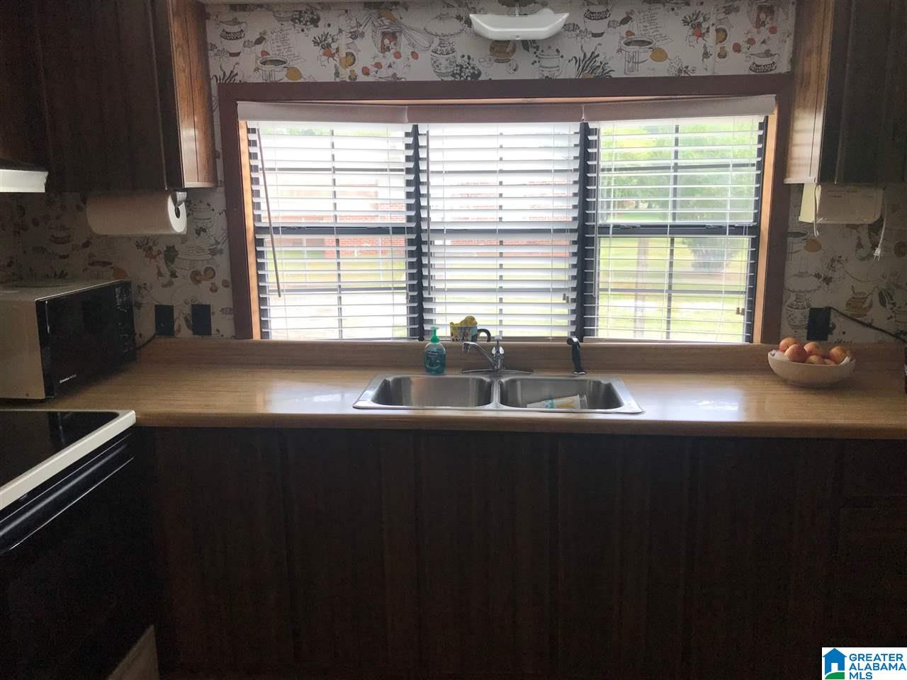 703 Cheryl Street Weaver, AL 36277 - Photo 3 of 34