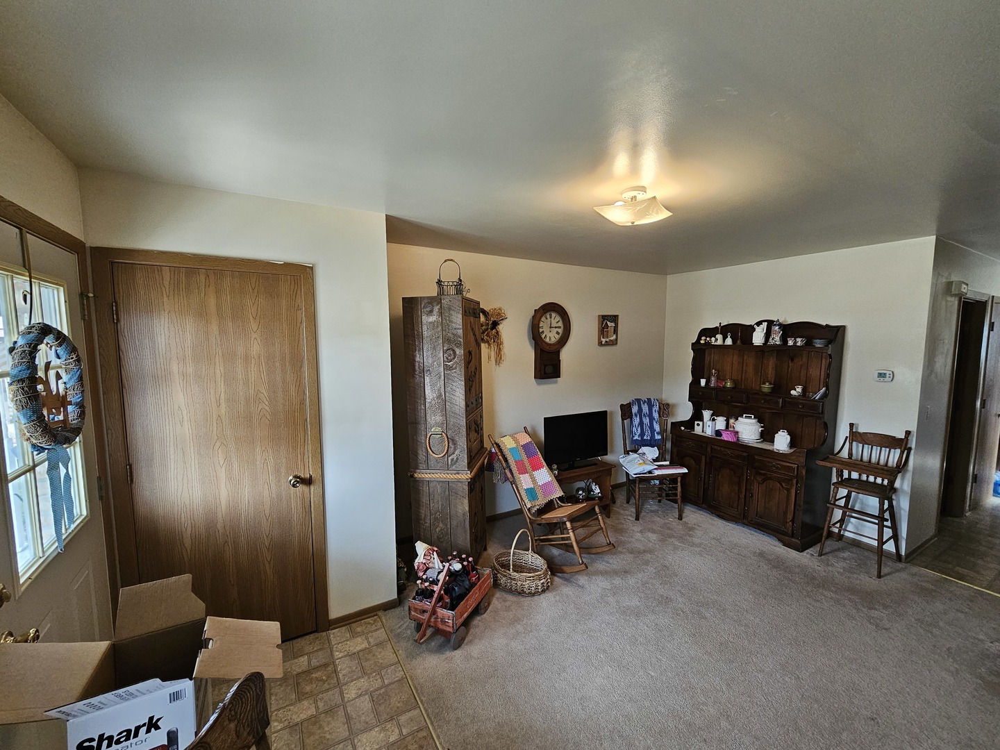 847-849 Rhodes Street Woodstock, IL 60098 - Photo 33 of 44 a view of a room with gym equipment