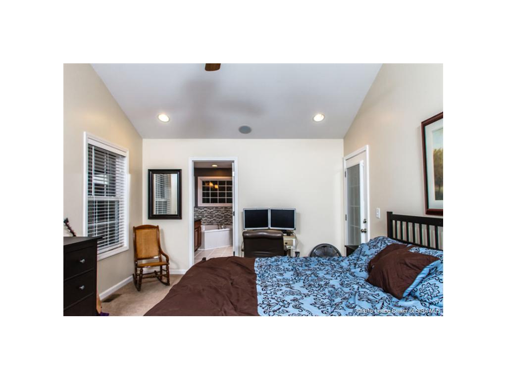 5284 Smith Road Floyds Knobs, IN 47119 - Photo 10 of 19 Gallery Image 10