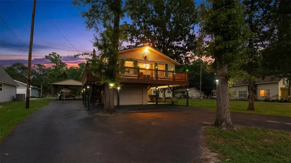 $375,000 | 439 Lakeview Harbor, Onalaska, TX 77360