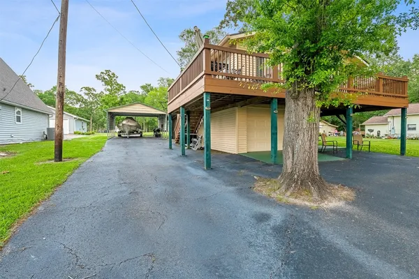 $375,000 | 439 Lakeview Harbor, Onalaska, TX 77360