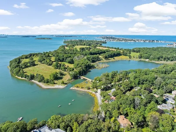 $6,100,000 | 112 Martins Lane, Hingham, MA 02043