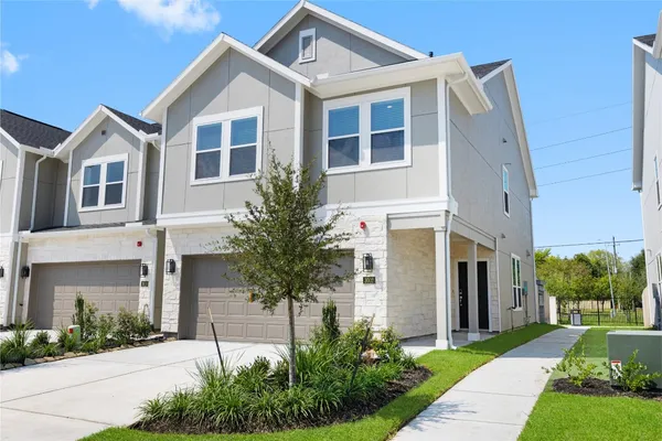 $2,940 | 3039 Dovedale Street, Pearland, TX 77584