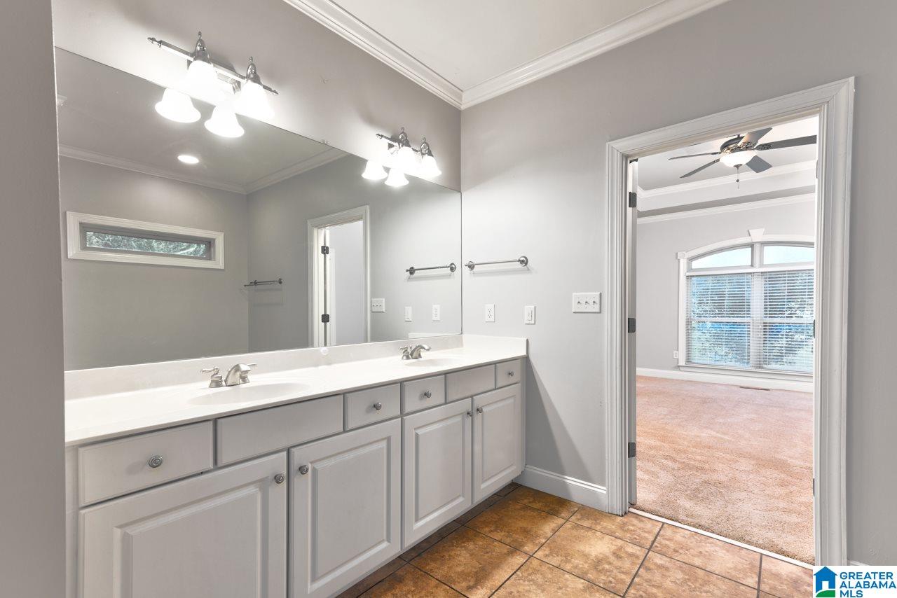 1031 Lake View Lane Calera, AL 35040 - Photo 18 of 43
