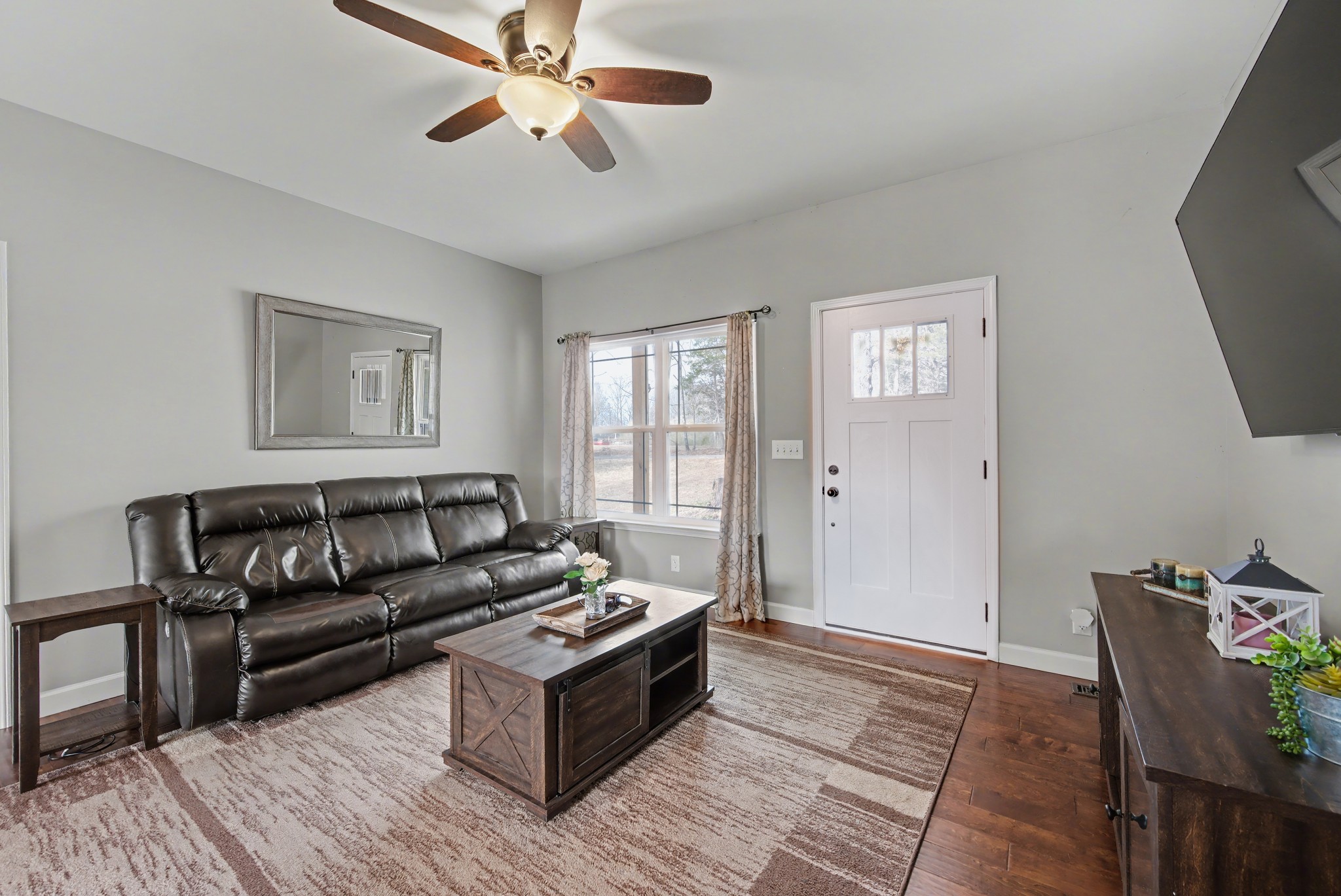 114 Fulgem Cemetery Road Burns, TN 37029 - Photo 11 of 40