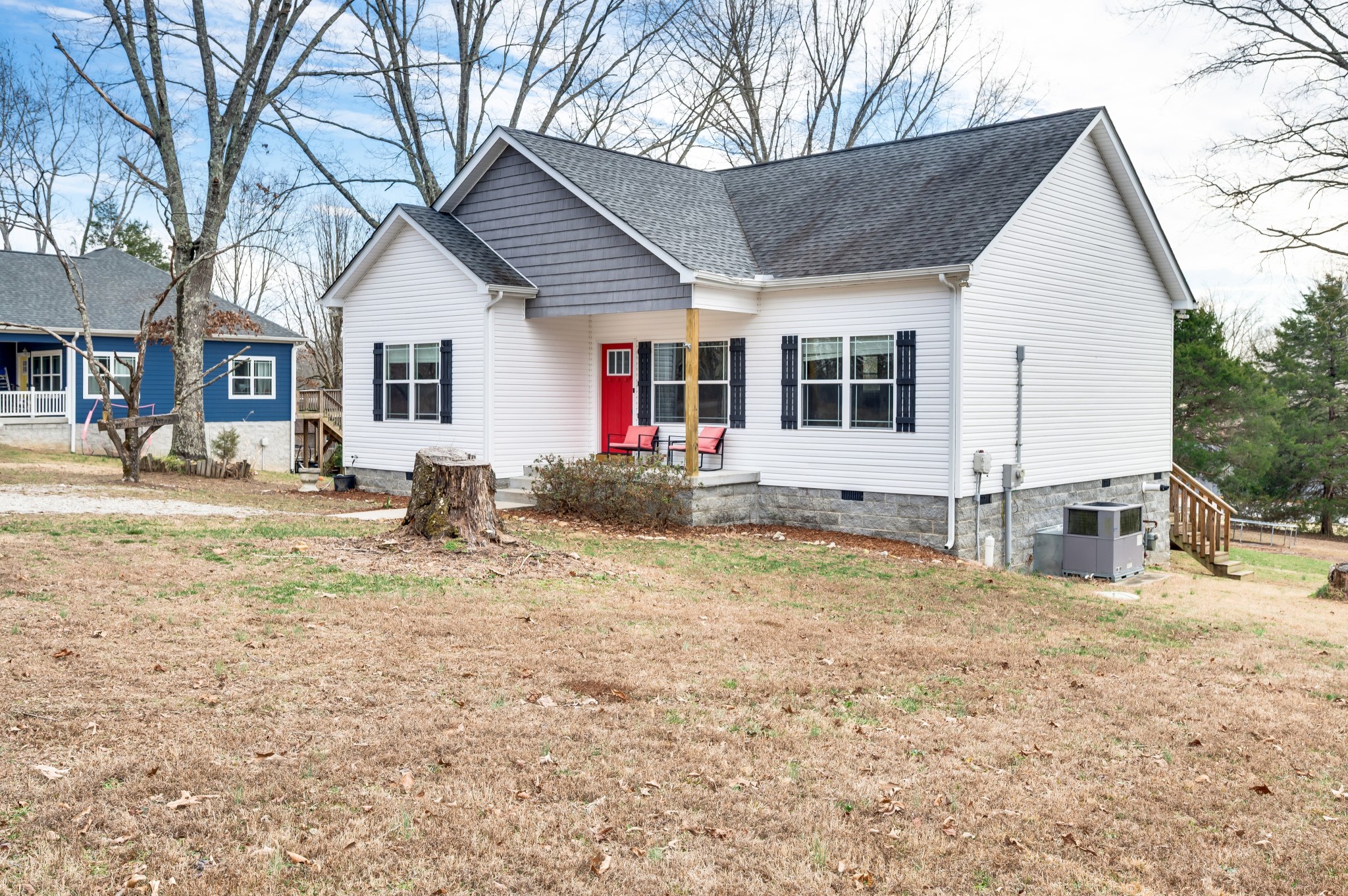 114 Fulgem Cemetery Road Burns, TN 37029 - Photo 5 of 40