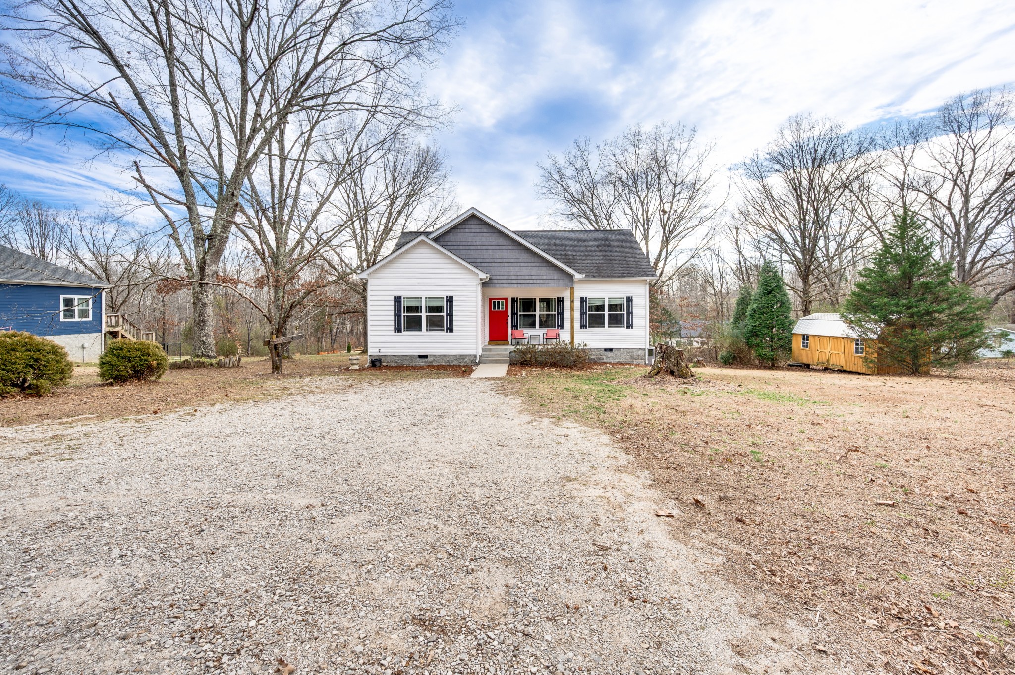 114 Fulgem Cemetery Road Burns, TN 37029 - Photo 7 of 40