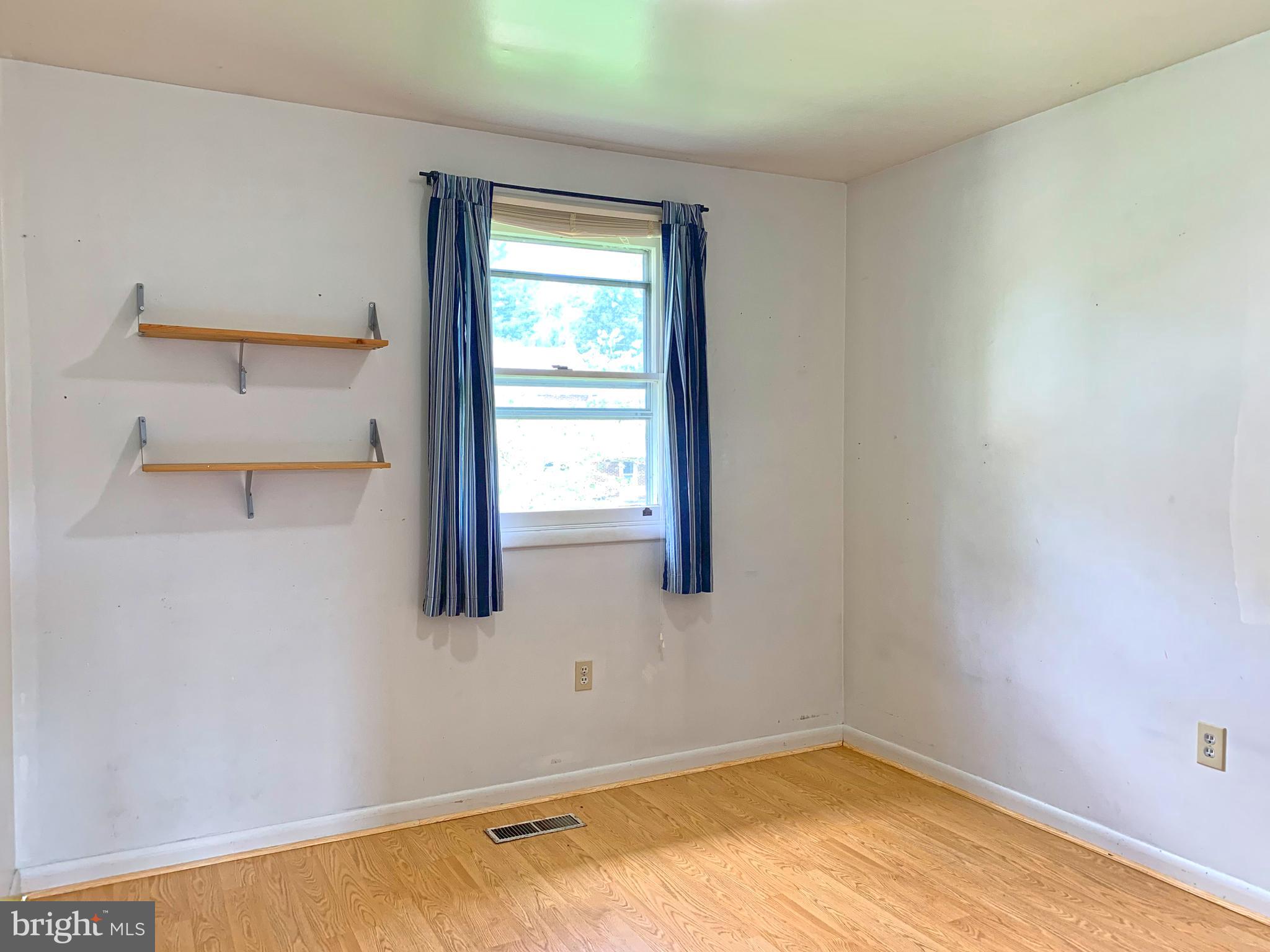 2091 Mountain View Road Middletown, PA 17057 - Photo 12 of 27 Gallery Image 12