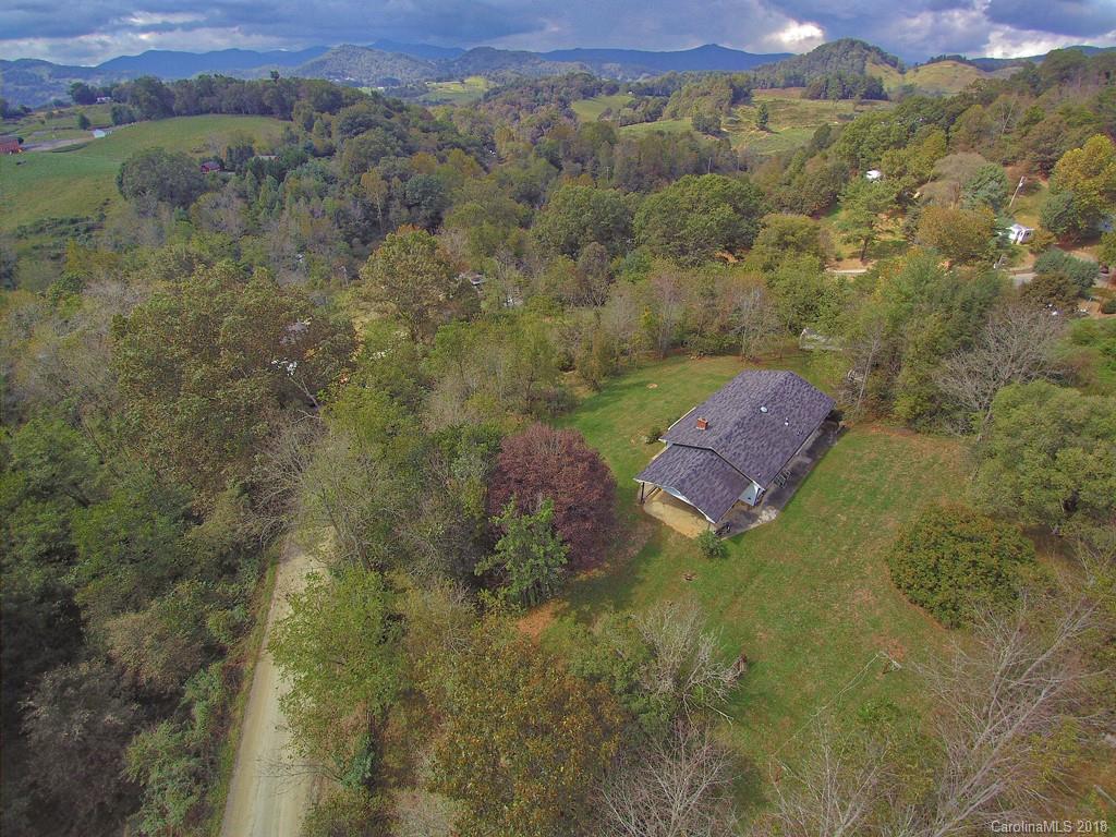 163 Messer Road Clyde, NC 28721 - Photo 11 of 13