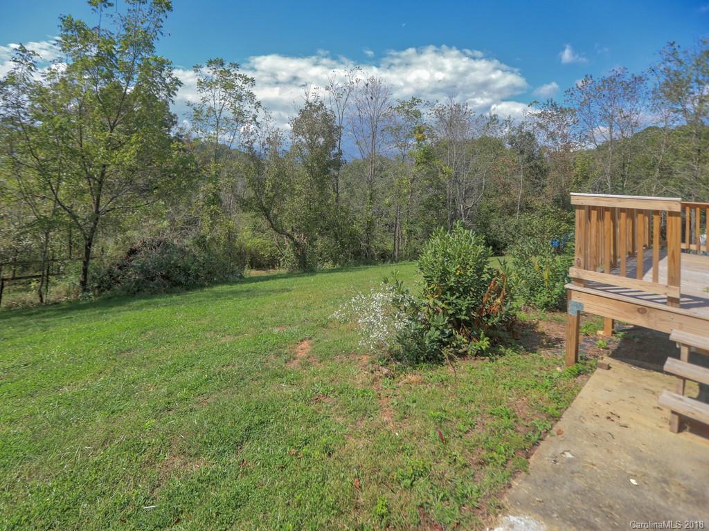 163 Messer Road Clyde, NC 28721 - Photo 4 of 13