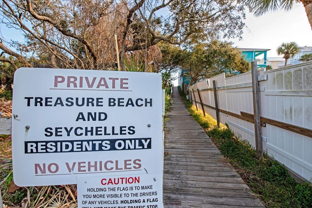 224 Puebla Road St. Augustine, FL 32080 - Photo 26 of 32 a sign on the side of a building
