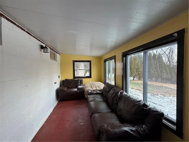 $179,900 | 212 Kingston Drive, Pittsburgh, PA 15235