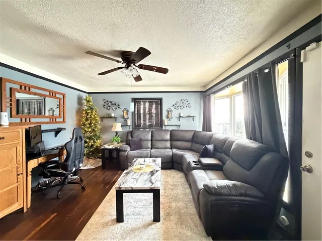 $179,900 | 212 Kingston Drive, Pittsburgh, PA 15235