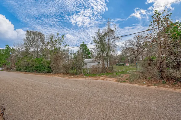 $499,900 | 13727 Adams Lane, Pinehurst, TX 77362