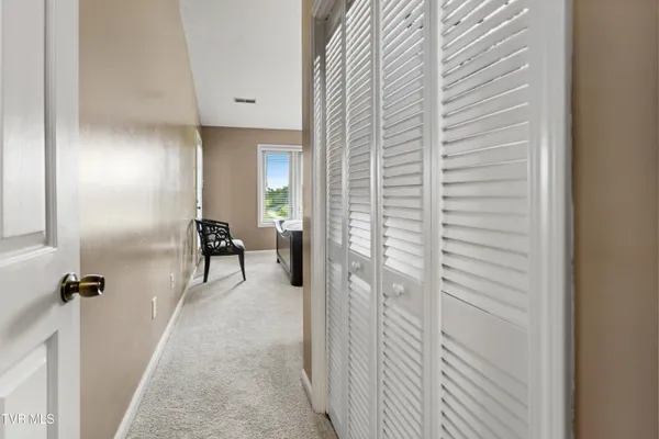 $186,375 | 100 Wonderland Drive, Unit 5D, Abingdon, VA 24211