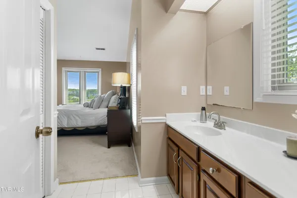 $186,375 | 100 Wonderland Drive, Unit 5D, Abingdon, VA 24211