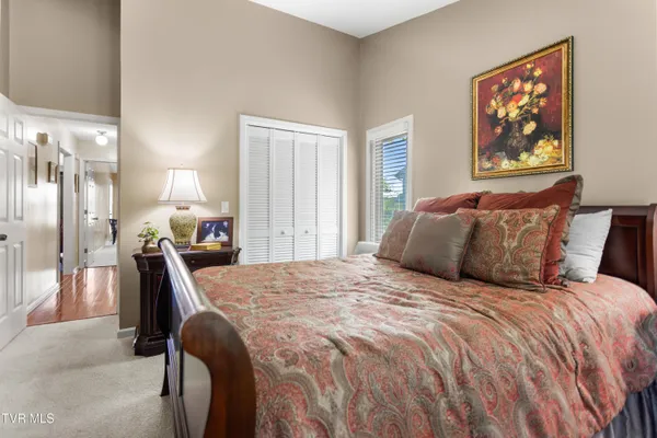 $186,375 | 100 Wonderland Drive, Unit 5D, Abingdon, VA 24211