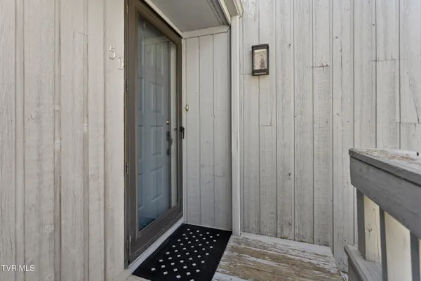 $186,375 | 100 Wonderland Drive, Unit 5D, Abingdon, VA 24211