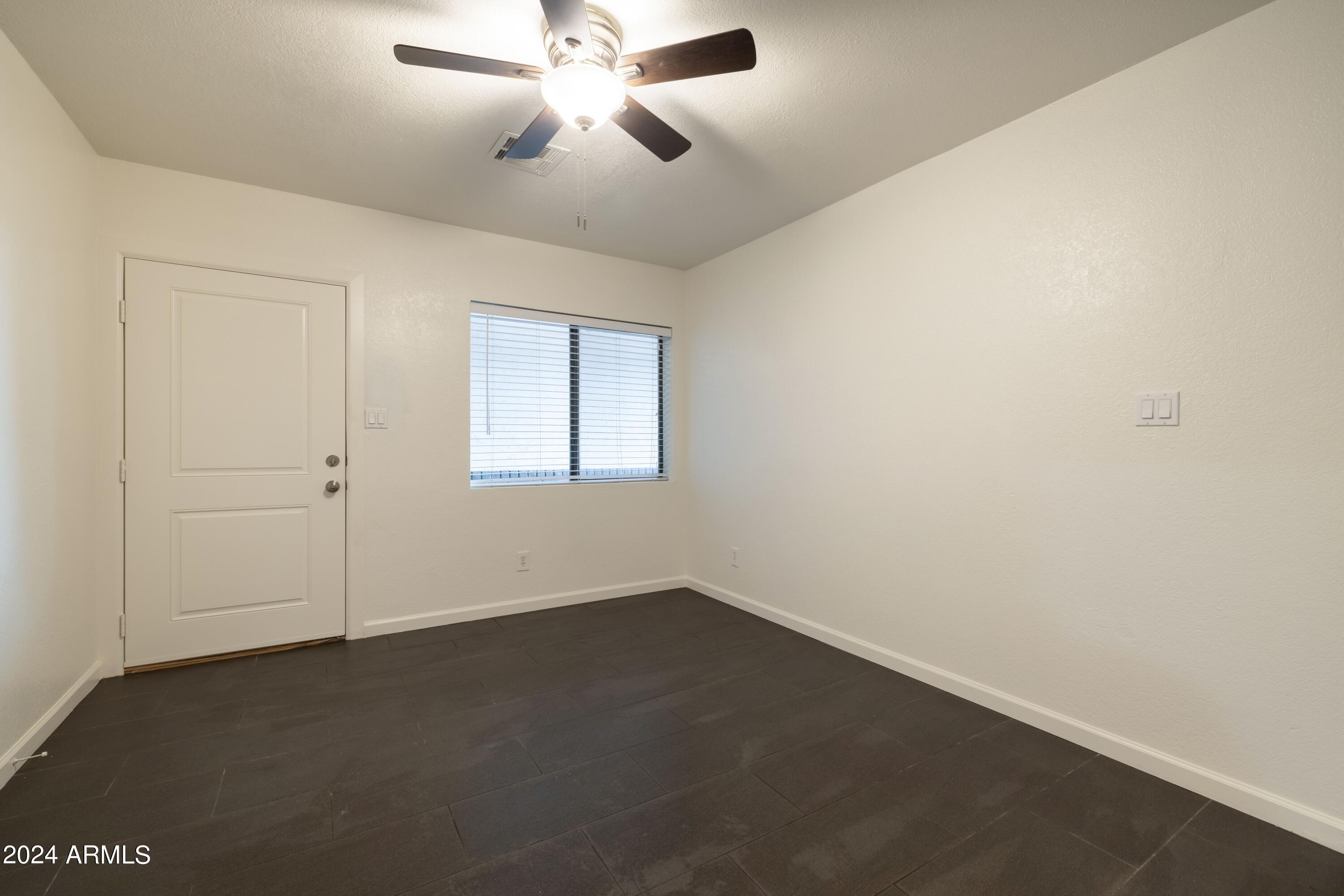 3034 North 35th Street Phoenix, AZ 85018 - Photo 30 of 37 Unit 3