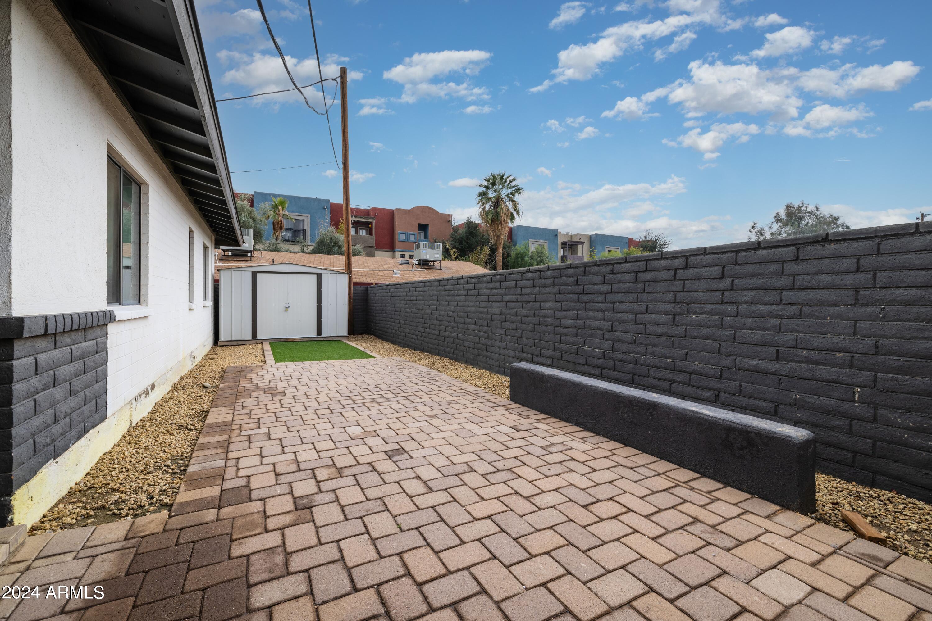 3034 North 35th Street Phoenix, AZ 85018 - Photo 33 of 37