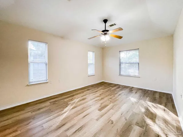 $1,695 | 5853 Bilek Drive, Pensacola, FL 32526