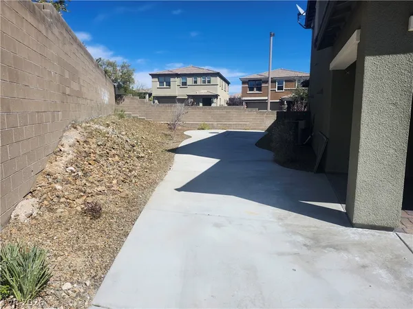$3,300 | 853 Haven Oaks Place, Las Vegas, NV 89138