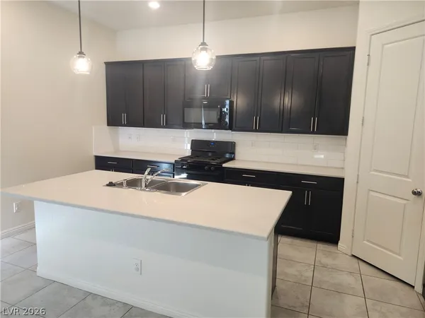 $3,300 | 853 Haven Oaks Place, Las Vegas, NV 89138