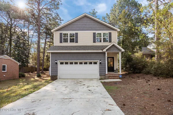 $2,400 | 521 North Hale Street, Southern Pines, NC 28387
