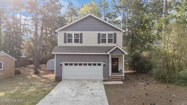 $2,400 | 521 North Hale Street, Southern Pines, NC 28387