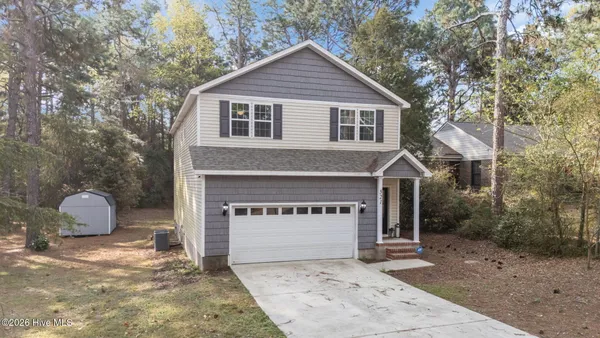 $2,400 | 521 North Hale Street, Southern Pines, NC 28387