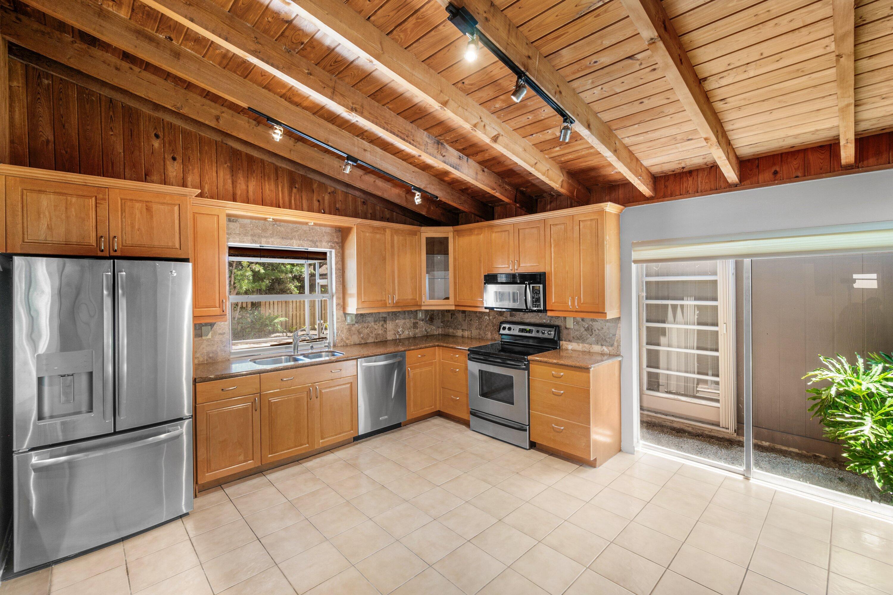 1051 Southwest 21st Street Boca Raton, FL 33486 - Photo 7 of 43 009-1051Southwest21stStreet-BocaRaton-FL