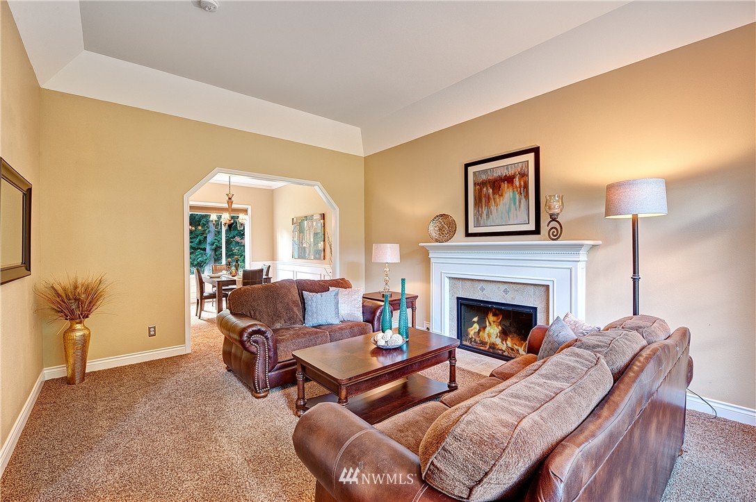 4830 196th Street Southeast Bothell, WA 98012 - Photo 4 of 25