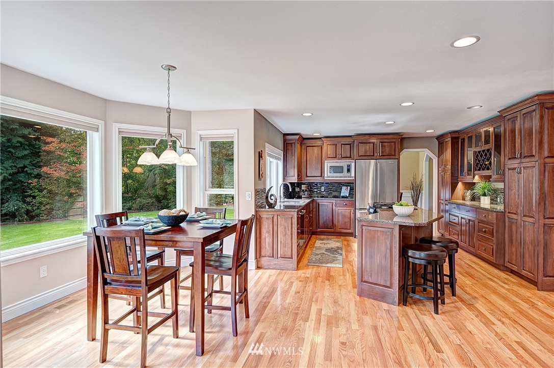 4830 196th Street Southeast Bothell, WA 98012 - Photo 6 of 25