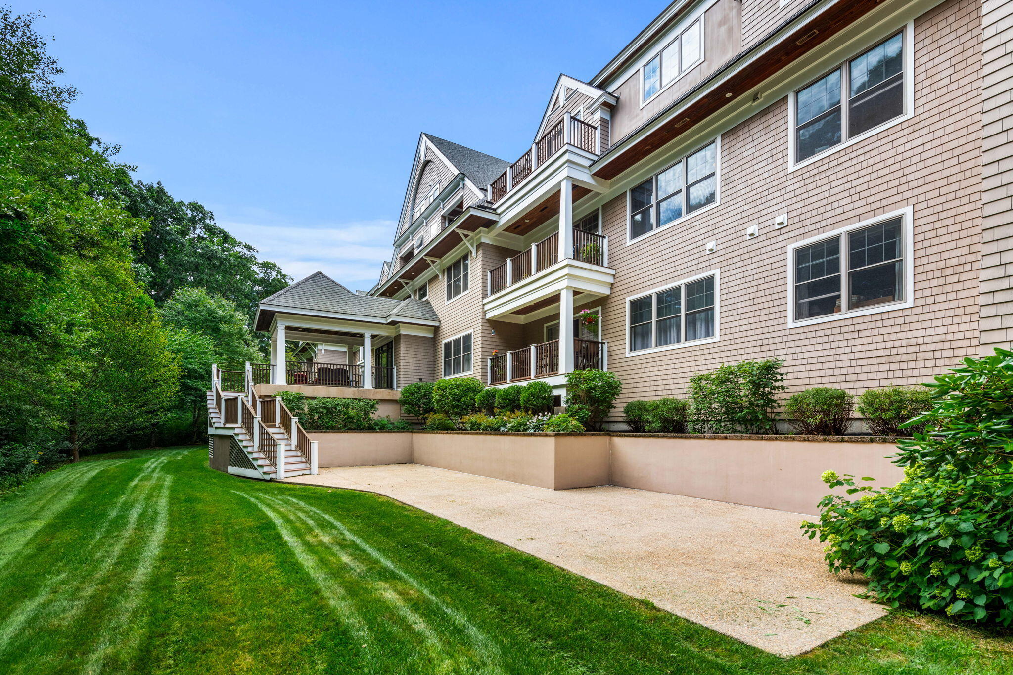 100 Shepard's Cove Road, Unit G203 Kittery, ME 03904 - Photo 20 of 33 15-web-or-mls-DSC_4253