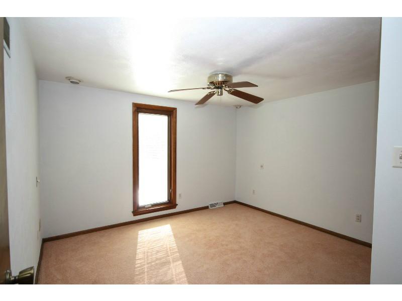 131 Tyler Road Pittsburgh, PA 15237 - Photo 21 of 22 Bedroom. 3rd bedroom recently repainted and the wall paper removed