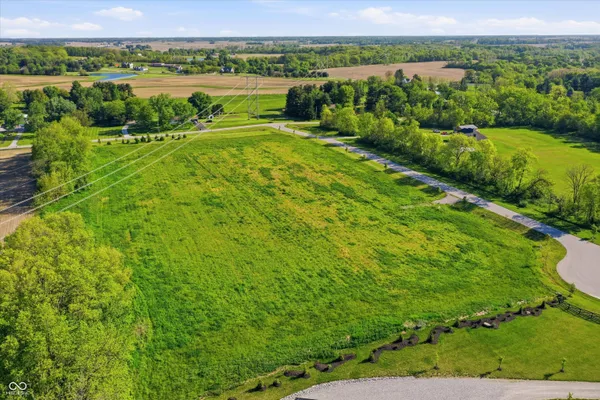 $285,000 | 1934 Gentry Woods Court, Danville, IN 46122