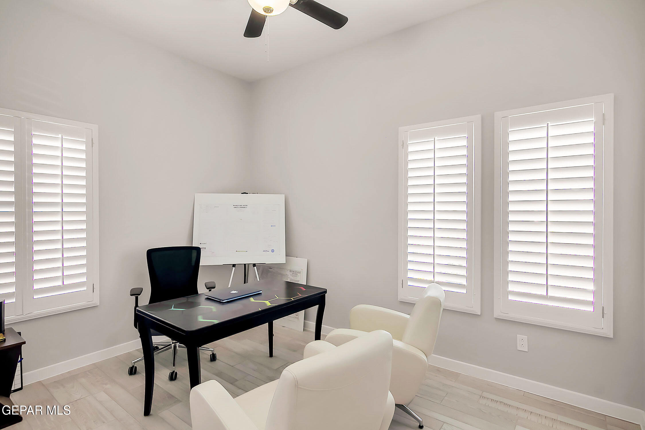 3853 Object Place El Paso, TX 79938 - Photo 12 of 31 13865 Paseo de Miel - 013