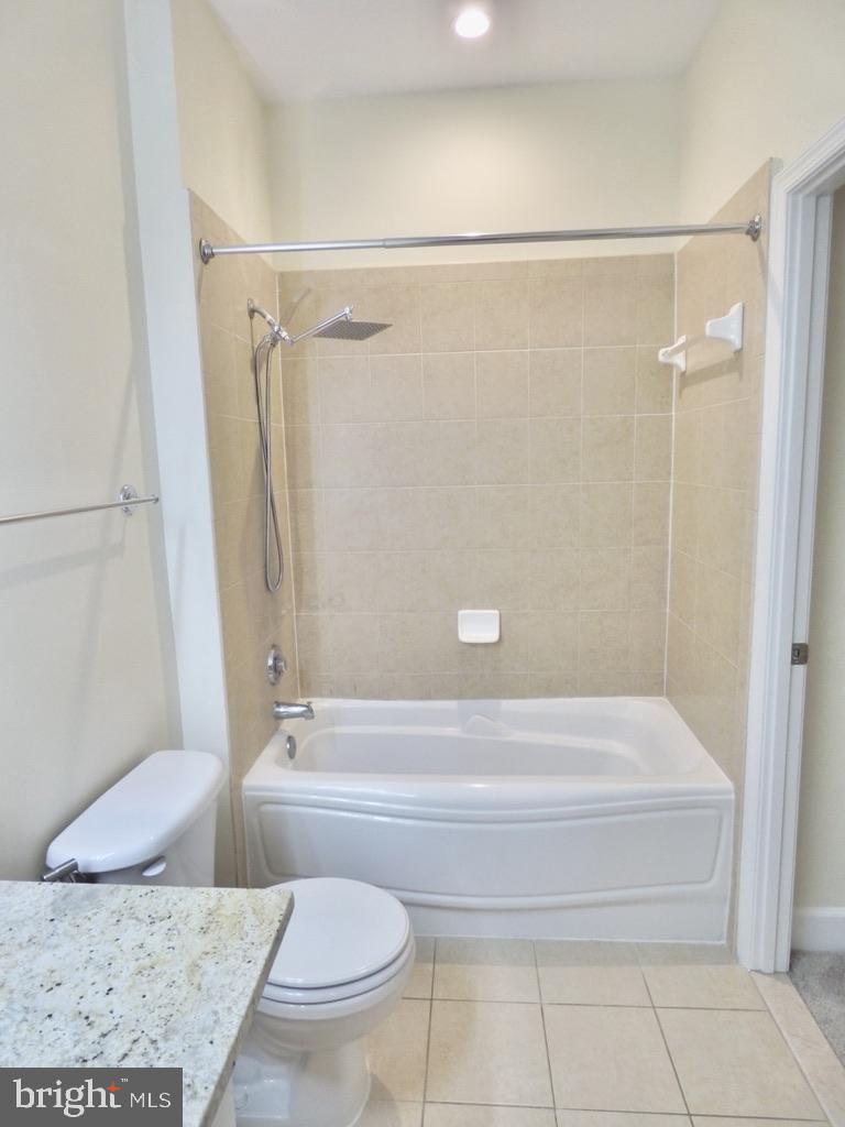 11800 Sunset Hills Road, Unit 118 Reston, VA 20190 - Photo 17 of 52 Modern bathroom with elegant finishes.