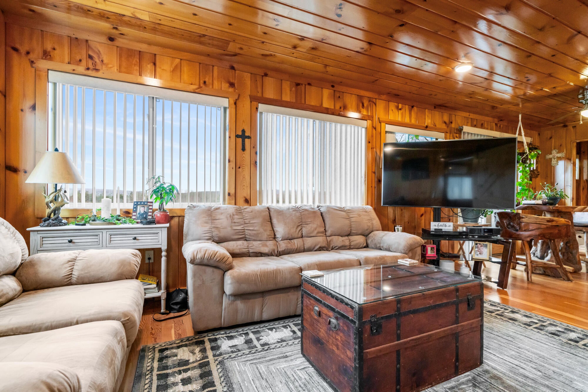 2286 Maxwell Road Petoskey, MI 49770 - Photo 9 of 49 Gallery Image 9