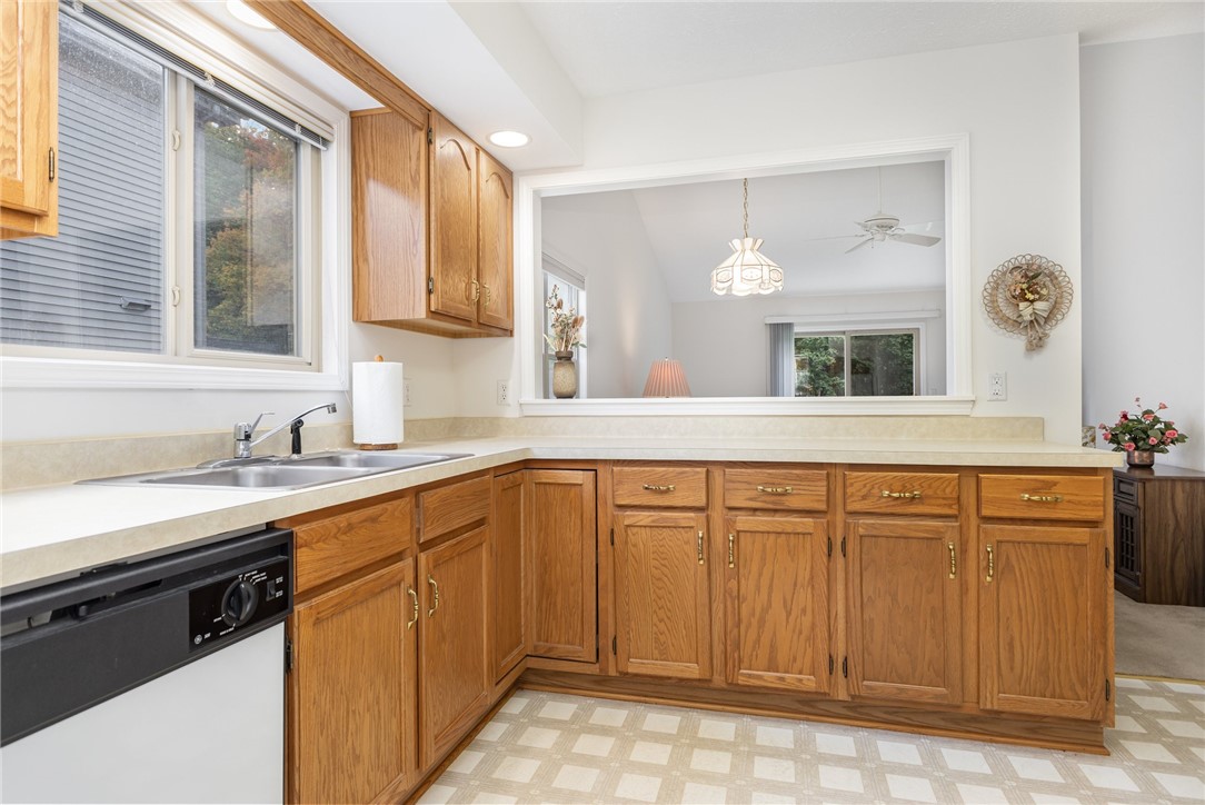 178 Cranbrook Terrace Webster, NY 14580 - Photo 12 of 26