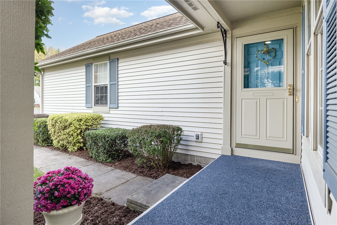 178 Cranbrook Terrace Webster, NY 14580 - Photo 4 of 26