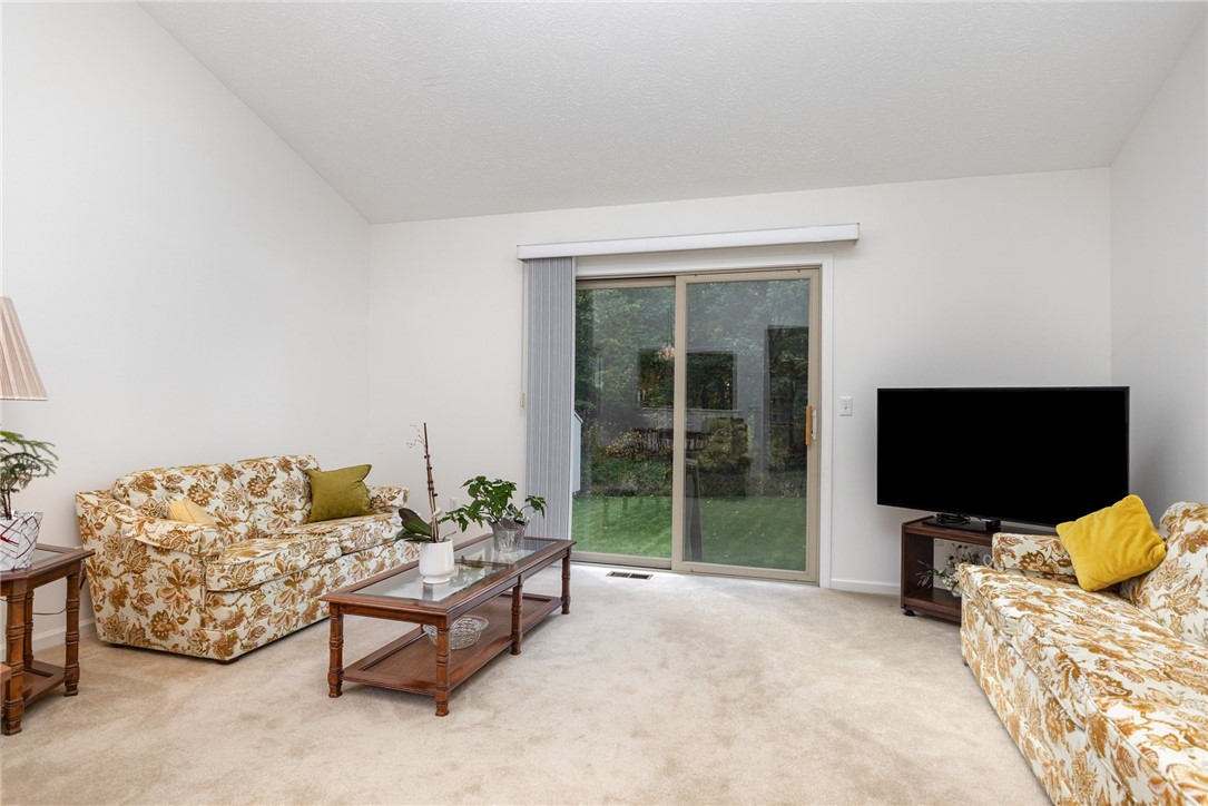 178 Cranbrook Terrace Webster, NY 14580 - Photo 8 of 26